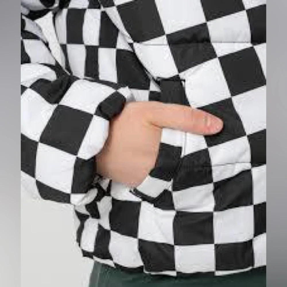 NWOT Vans Foundry Print MTE Black & White Checkerboard Print Puffer Jacket - Picture 6 of 16